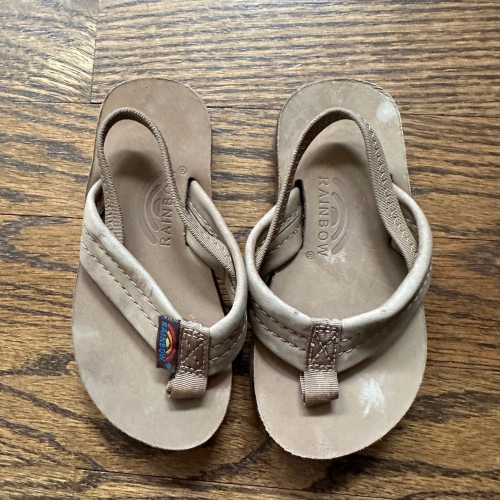 RainbowSandals Kids 7/8 Tan Premium Leather Flip Flops Beach Summer Casual